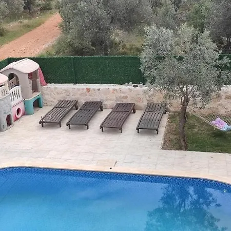 Βίλα Leva Kas Kadirleryakasi